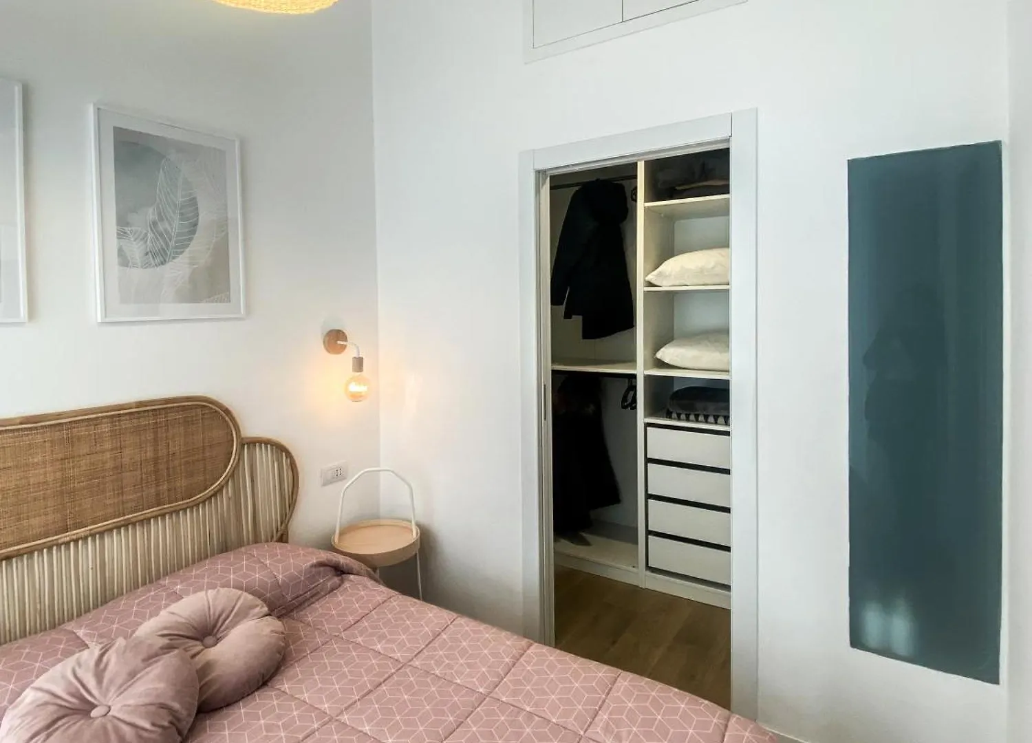 Molino Cozy Apartment With Park View In Downtown Milano